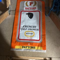 Heavy feed bags  25 kg  for turf/ logs /rubble new