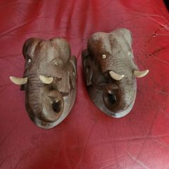 Heavy wooden hanging elephant heads