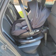 Nuna Arra Flex car seat and 360 base