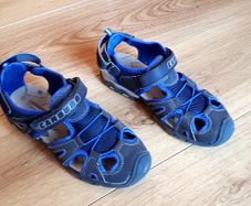 Kids sandals.