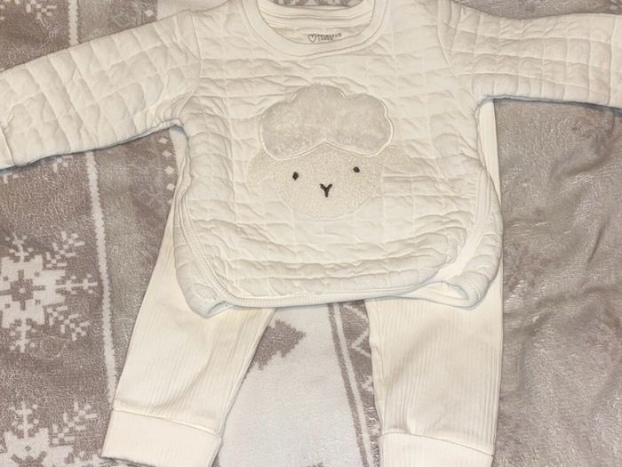 Little lamb two piece 9-12