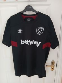 west ham training top