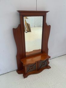 antique dressing table
