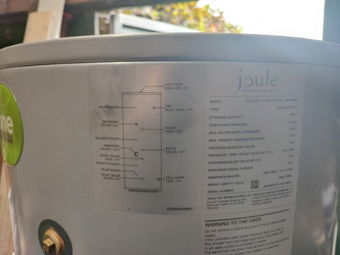 Joule Cyclone Platinum 300L Twin short solar