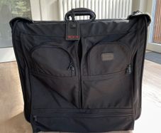 TUMI Alpha Garment Bag Hold-all suitcase