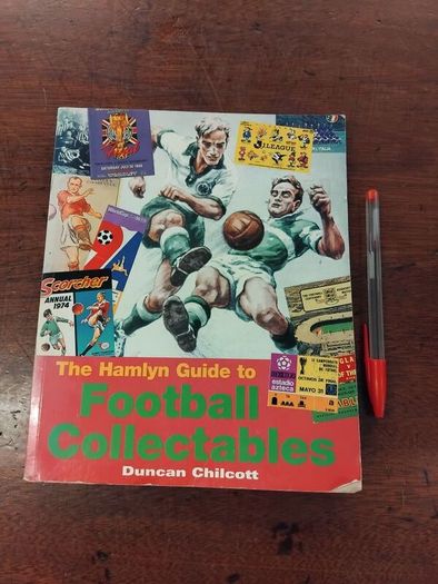 Hamlyn Guide to Football Collectables