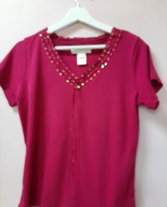 top short sleeves nice bead detail around neck