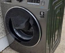 Samsung EcoBubble washing machine for parts or to be repaired