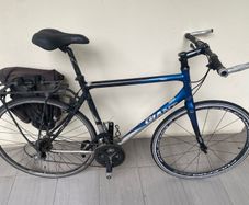 Giant road bike (size L) with pannier rack