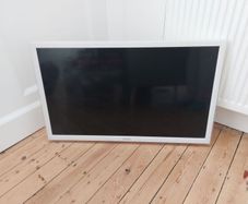 Samsung 32" smart TV