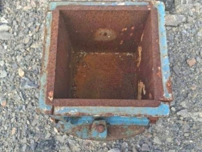 Concrete Cube Test Mould