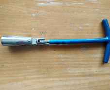 Spark Plug Wrench   16 mm