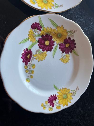 4 China Side Plates & Milk Jug