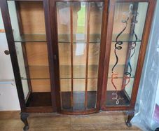 drinks cabinet