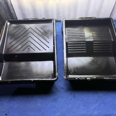 2 paint roller trays