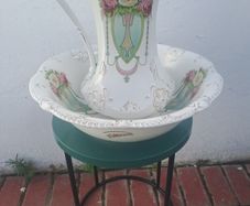 wash basin and pitcher set