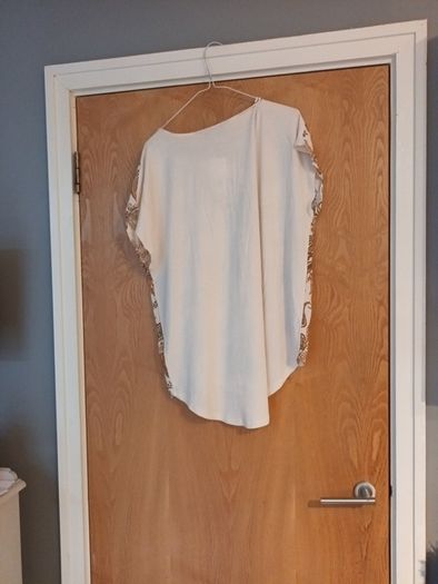 F&F Top.  Size 16.   B.N.W.T