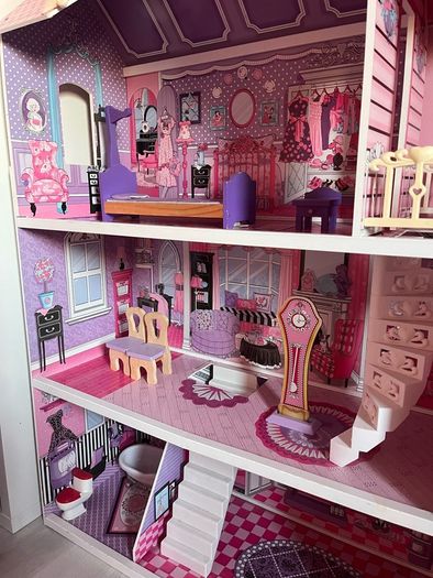 ELC luxury manor dollhouse