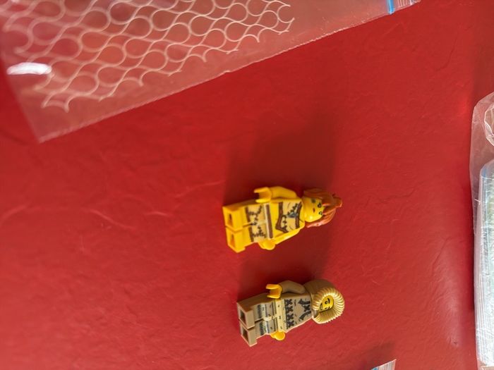 lego CMF series 5 x 2 ice fisherman cavewoman