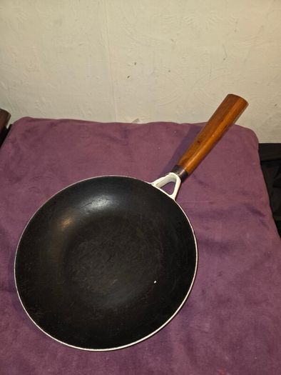 1960's Cast Iron Colorcast Waterford Skillet No 8