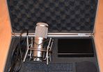 The t.bone SCT 700