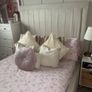 Velvet bed Image 3