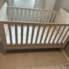 Mamas and papas atlas cot bed