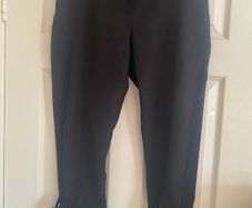 3/4 length trousers