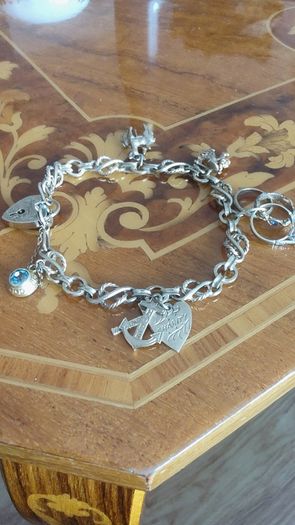 Vintage 9k Gold Charm Bracelet