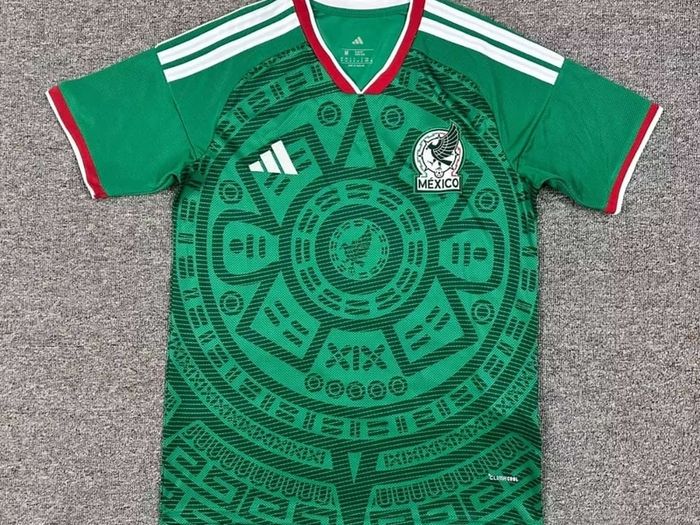 Mexico football jersey Medium