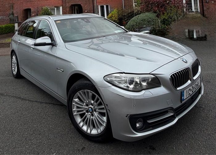 2014 BMW 520d Touring (Luxury Spec) Facelift Model