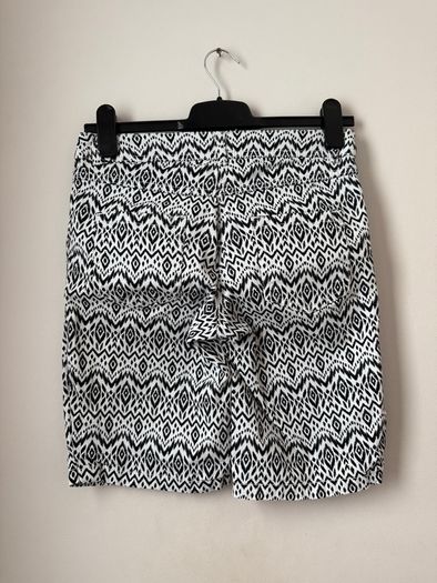Up 2 Fashion Shorts Size 8!
