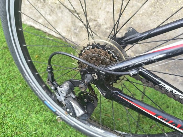 19" Giant Alux 6000 Mountain Bike