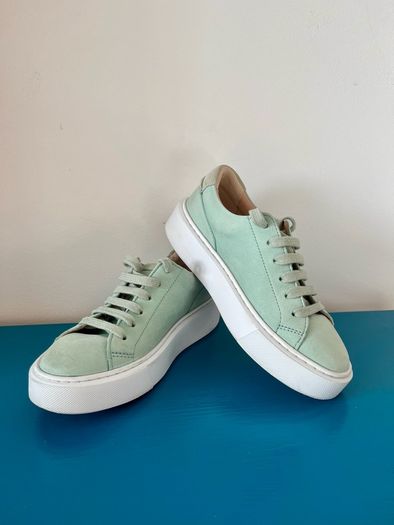 Clarks  Hero lite lace up sneakers 3.5 uk