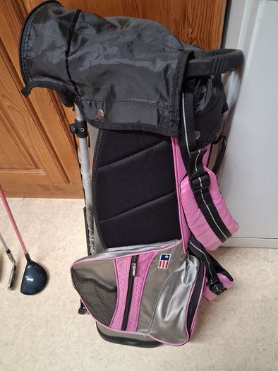 Golf Clubs. US Kids Golf Set.Left Handed .Age 7 To 8 Years Old. Girls Set.. In As New Condition. Collect In Dublin Or Receive Via Post.