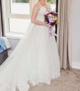 Size 12 Wedding dress with storage box
