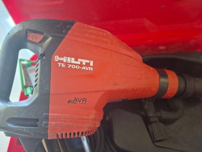Hilti TE 700-AVR Sds Max Breaker 110v "Serviced"