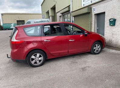 Renault Grand Scenic 1.6dci and 1.5dci for breaking