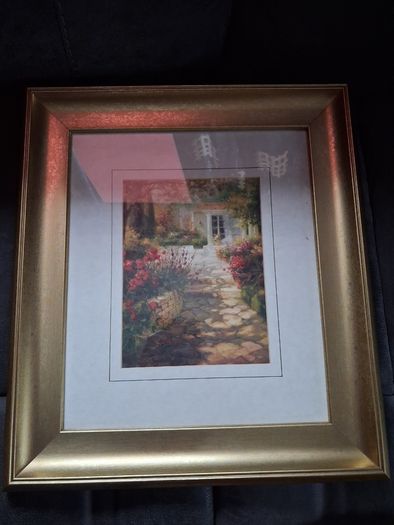 Medium framed prints