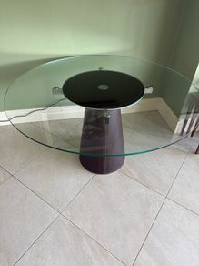 glass dining table.