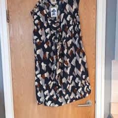 Siopaella Wrap Effect   Silk Dress.  S.14 .  B.N.W.T