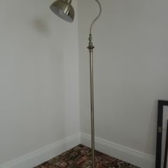 Floor lamp (metal)