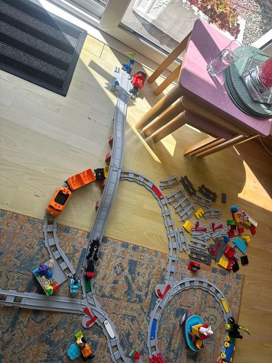 Huge Lego Duplo Joblot / Electric Train and Tracks