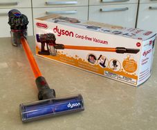 Dyson Cordless Vacuum Cleaner Toy