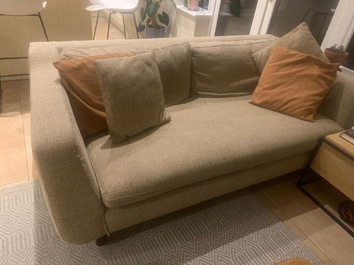 2 free sofas free to take away