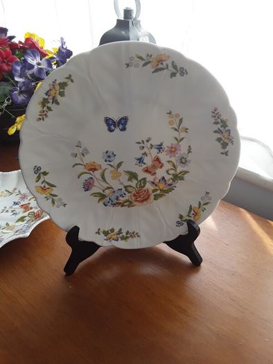 collectible crockery