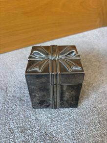 Silver plated 'Gift With Bow' Box