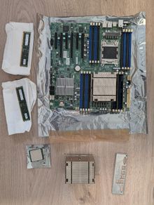 Server motherboard, CPU's, memory & heatsinks