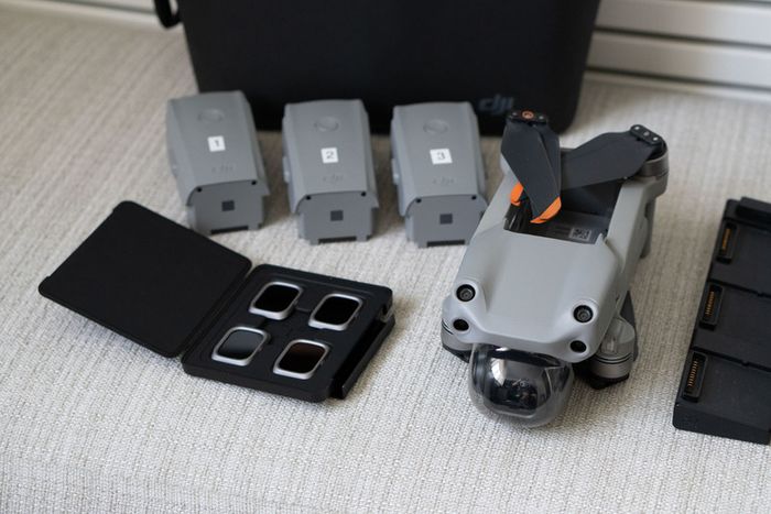 DJI Air 2S - Fly More Combo