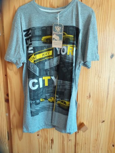 3 Funky T'shirtz.